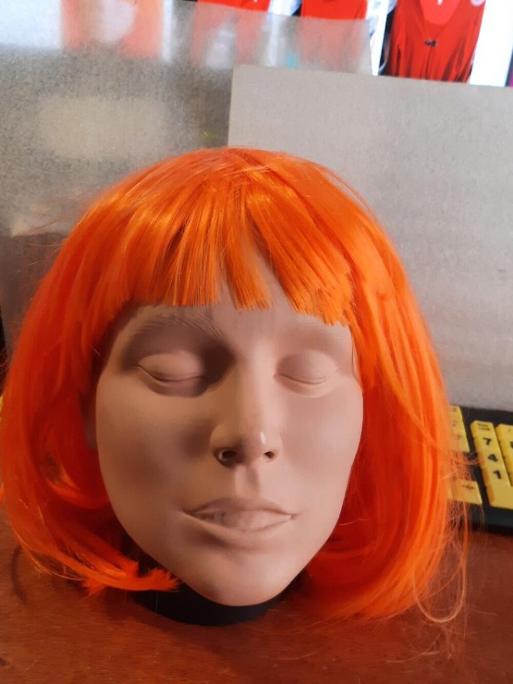NEW ! Women 14 Inch Long Wig Straight Orange
